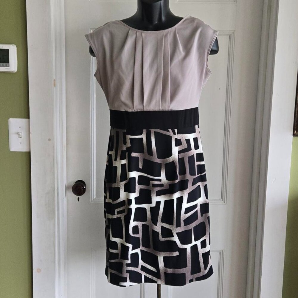 ALYX DRESS WOMENS SIZE 8 Black & Taupe Straight Lines
